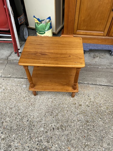 Charming spindle leg accent - spindle-leg,